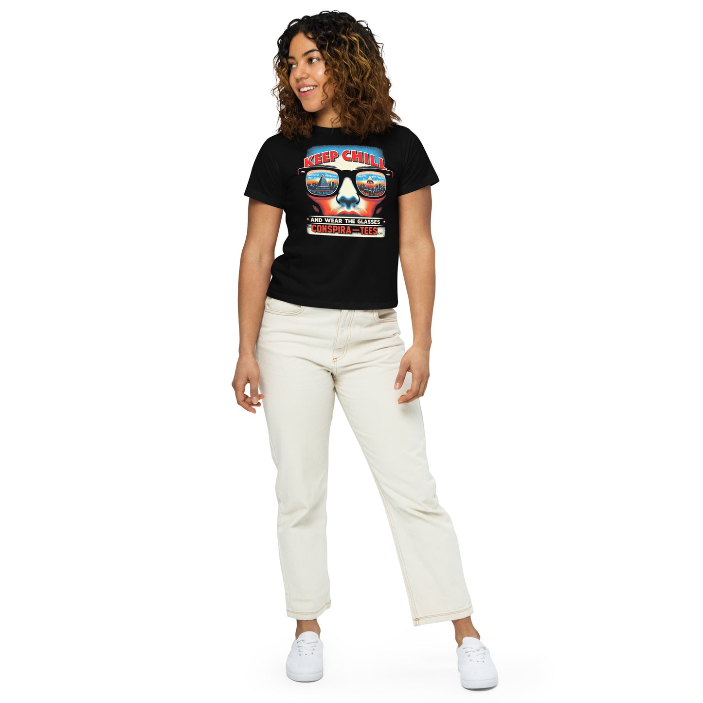 Keep Chill And Wear the Glasses Women’s high-waisted t-shirt
